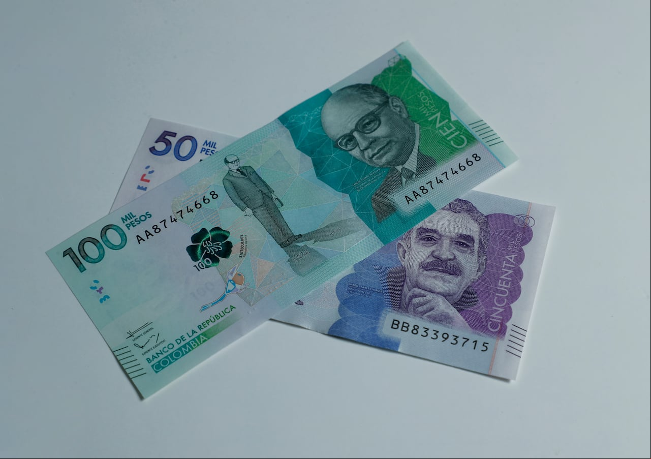 Billetes cien mil pesos y cincuenta mil pesos colombianos
moneda Colombia
Oct 27 del 2020
Foto Guillermo Torres Reina / Semana