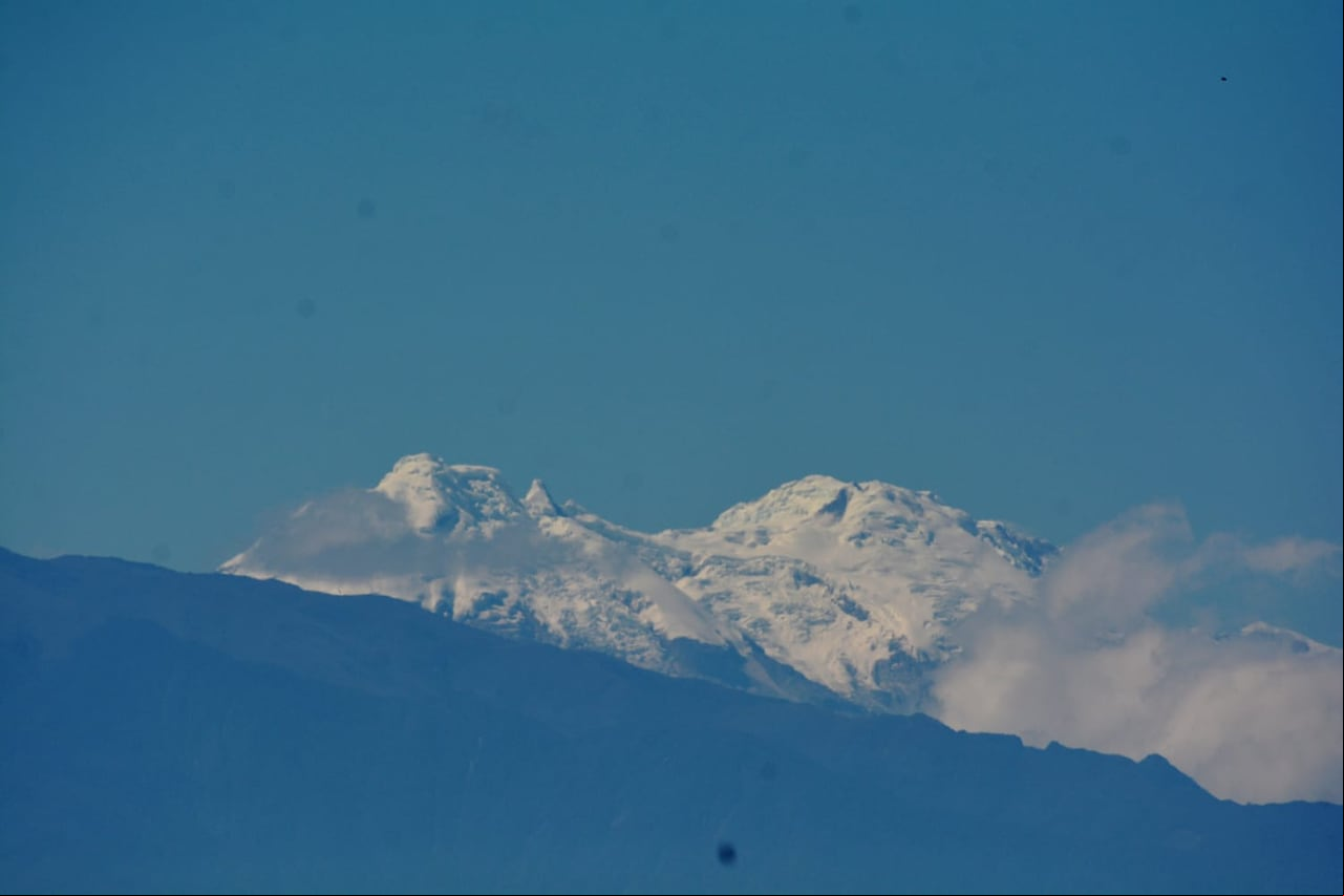 Nevado del Huila visto desde Cali.