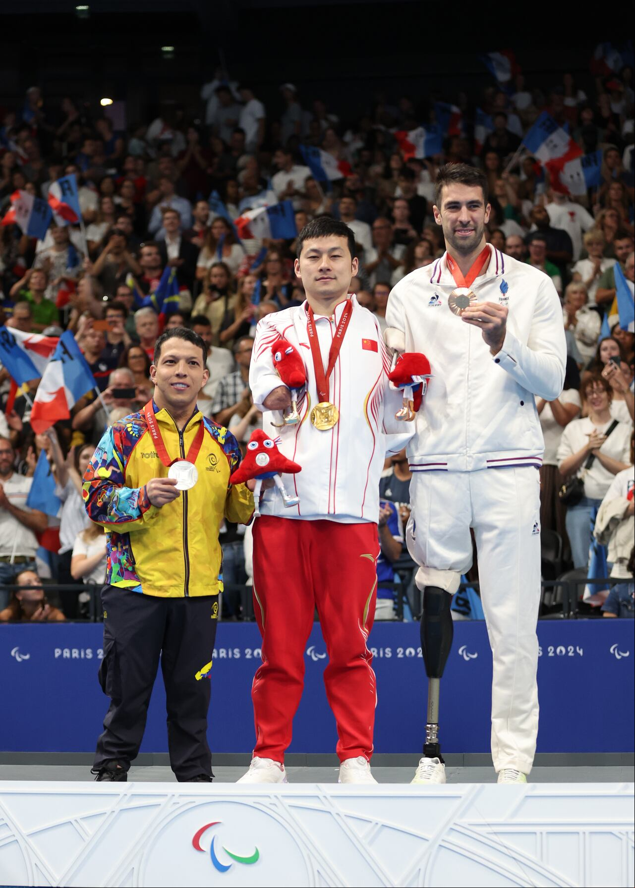 Nelson Crispín Corzo ganó medalla de plata en la prueba de 50M mariposa S6 en los Juegos Paralímpicos París 2024.