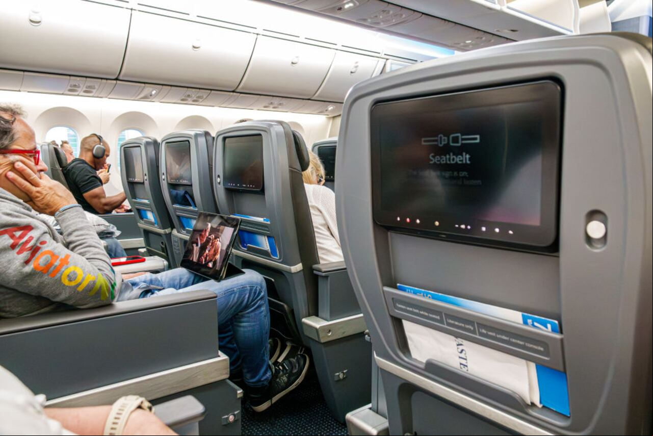 Distracción en el avión