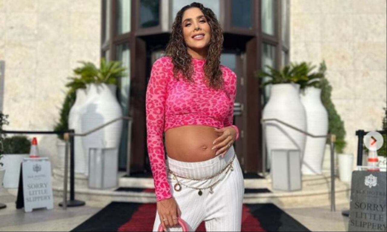 Daniela Ospina muestra su embarazo y sus estrías.