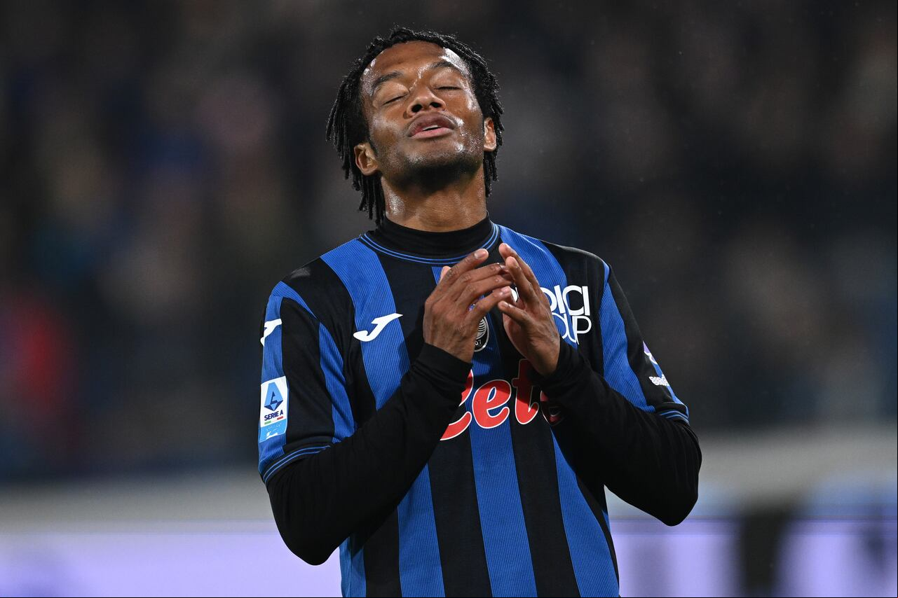 BERGAMO, ITALY - OCTOBER 30: Juan Cuadrado of Atalanta disappointment during the Serie A match between Atalanta and Monza at Gewiss Stadium on October 30, 2024 in Bergamo, Italy. (Photo by Image Photo Agency/Getty Images)