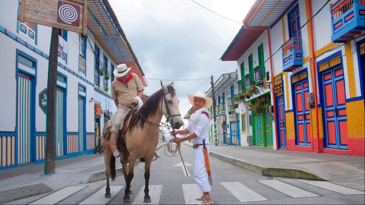 En lo que va corrido del Gobierno del Cambio, se han aprobado 29 proyectos turísticos destinados a fortalecer la competitividad del sector, mejorar la infraestructura y promover el potencial turístico del Eje Cafetero.