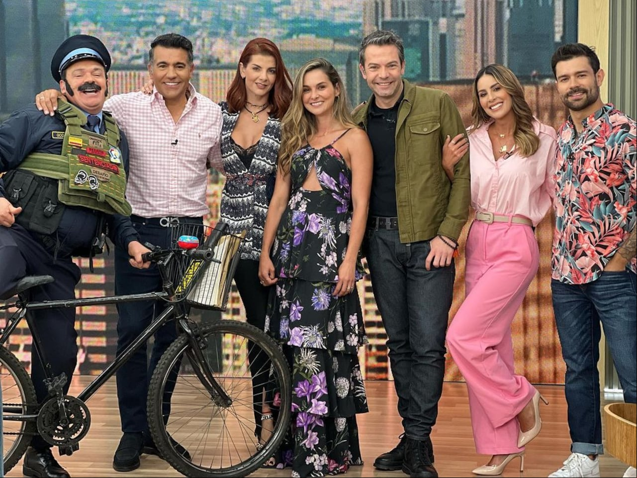 Carolina Cruz, Carolina Soto, Catalina Gómez, Iván Lalinde, presentadores programa "Día a Día"