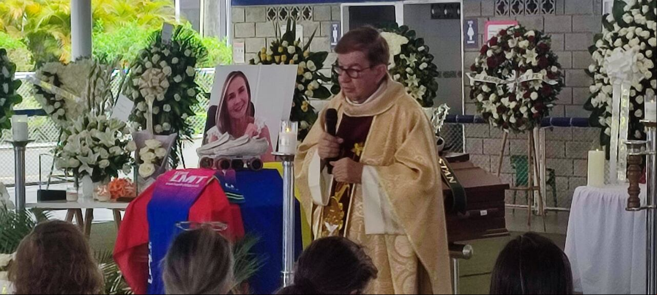 Cali se despide de su campeona de patinaje, Luz Mery Tristán
Familiares y allegados realizan un evento conmemorativo en el Centro Deportivo que lleva el mismo nombre de esta figura