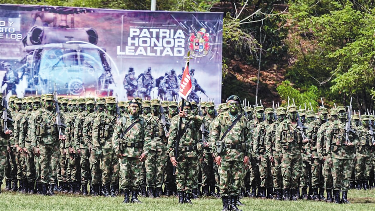 La contrainteligencia militar no detectó que en el batallón de La Tagua, Putumayo, un soldado regular había sido infiltrado por las disidencias de las Farc para que se robara el armamento y, además, reclutara a varios compañeros para la estructura Carolina Ramírez.