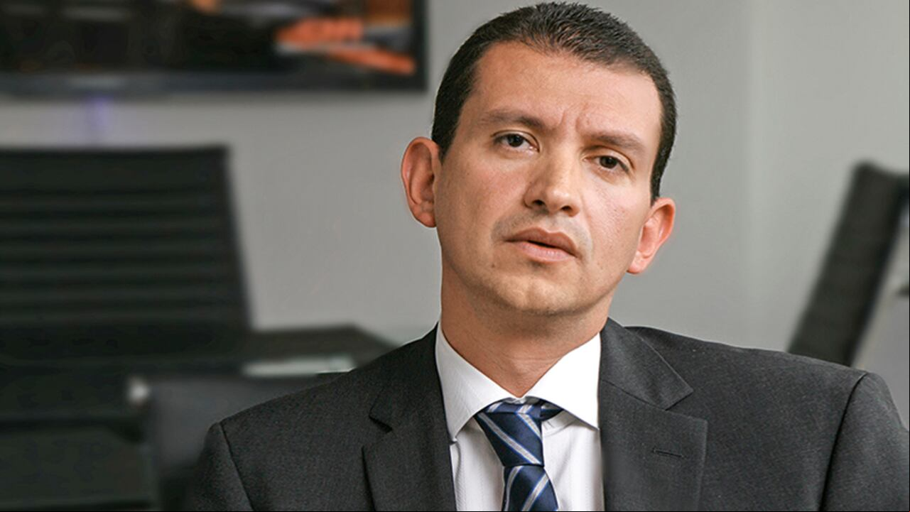 EMILIO TAPIA