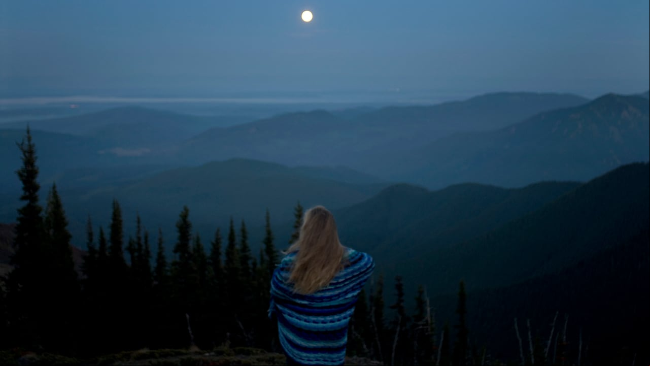 El calendario lunar de junio 2024 es una herramienta esencial para quienes desean aprovechar la influencia de la luna en el corte de cabello y la depilación, garantizando mejores resultados.