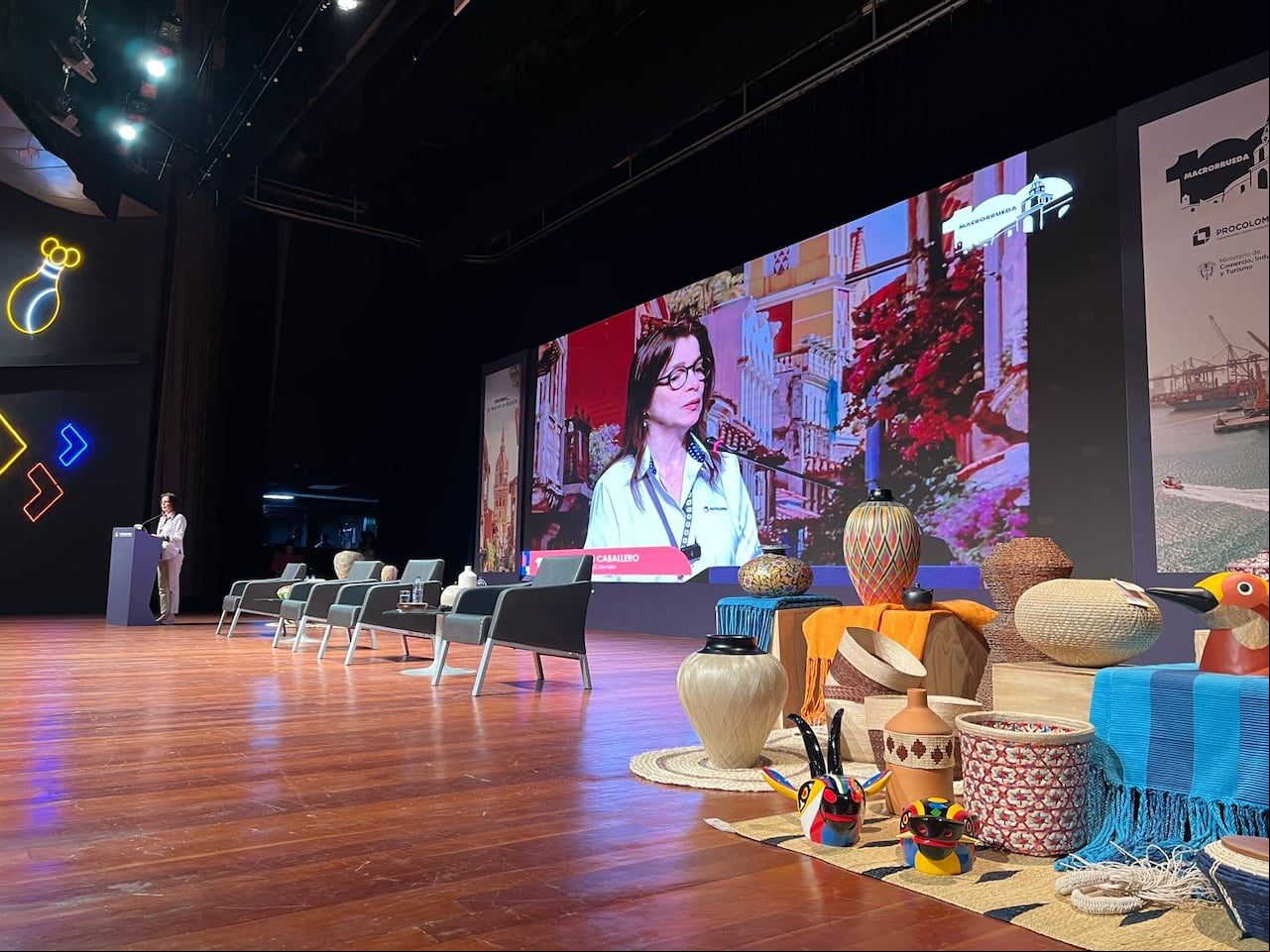 Los empresarios que participaron de la Macrorrueda 100 también tuvieron la oportunidad de recibir charlas de negocios.
Foto: Cámara de Comercio de Cali