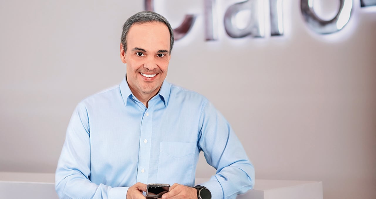 “Continuaremos ampliando nuestra oferta de soluciones digitales. Son oportunidades para generar mayor valor en un ambiente de desaceleración”, explica Rodrigo de Gusmao, presidente de Claro Colombia.