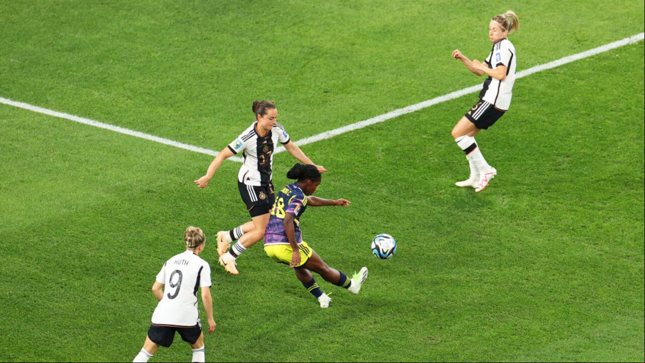 SYDNEY, AUSTRALIA - JULY 30: Linda Caicedo of Colombia scores her team's fist goal during the FIFA Women's World Cup Australia & New Zealand 2023 Group H match between and Colombia at Sydney Football Stadium on July 30, 2023 in Sydney, Australia. (Photo by James Chance/Getty Images)