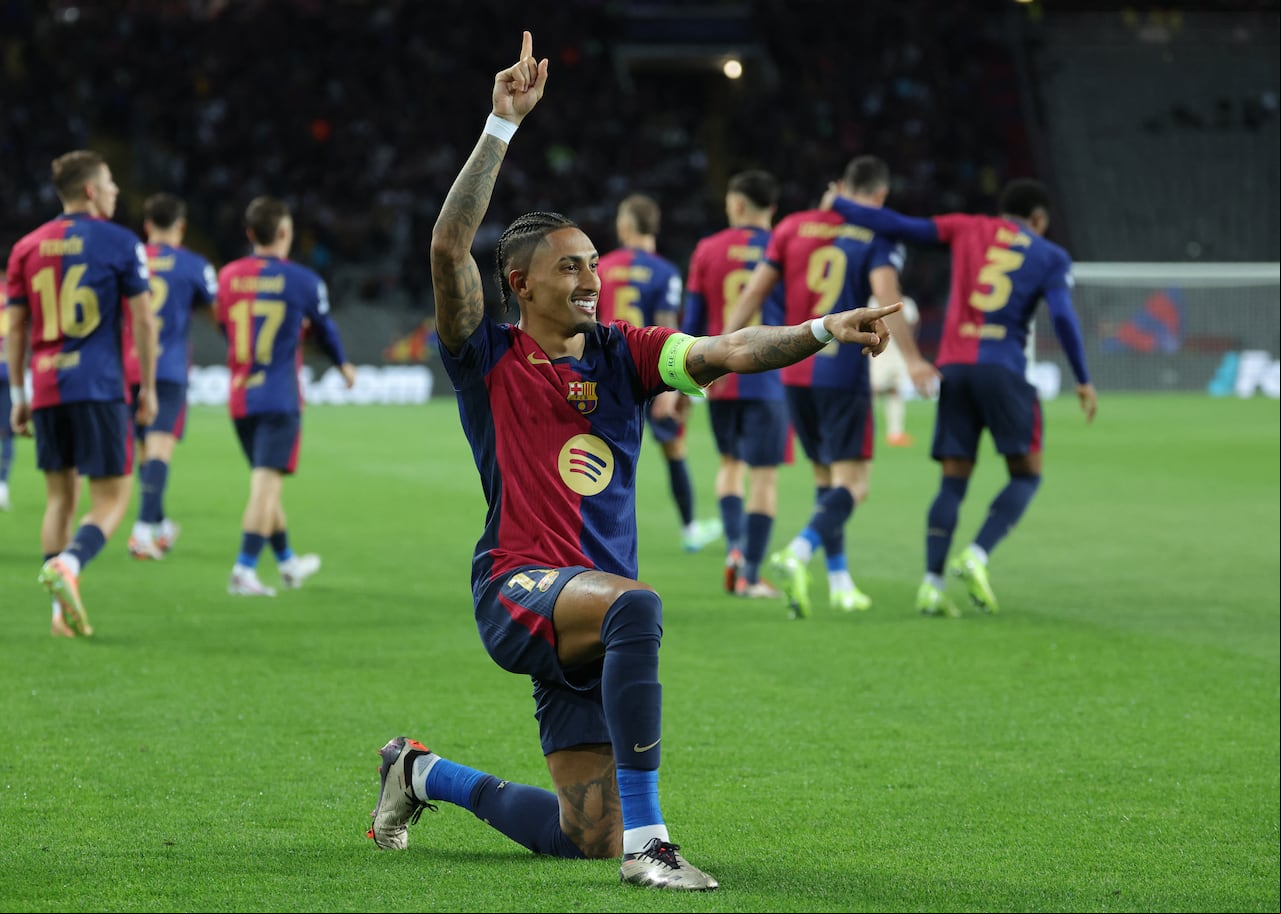Barcelona destrozó el Bayern Munich en la Champions League gracias a un triplete de Raphinha