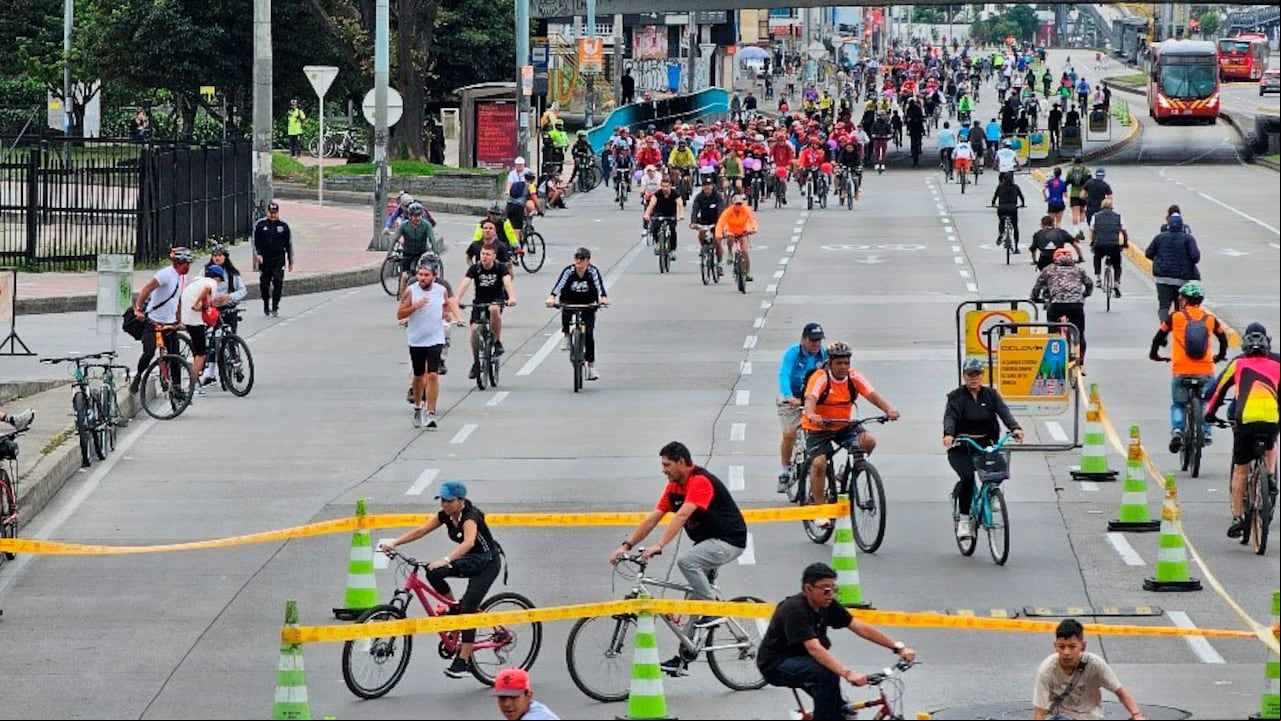 La alcaldía de Bogotá anuncia importantes medidas ante las marchas del 21 de abril, pero ¿qué sucederá con la ciclovía que tantos esperan cada fin de semana?