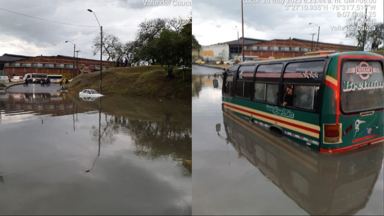 Varios vehículos terminaron atrapados en medio de las inundaciones que se presentaron en la ciudad.