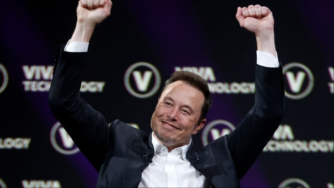 Descubrir cómo líderes como Elon Musk emplean la regla de las cinco horas ofrece una visión fascinante sobre sus estrategias de productividad.