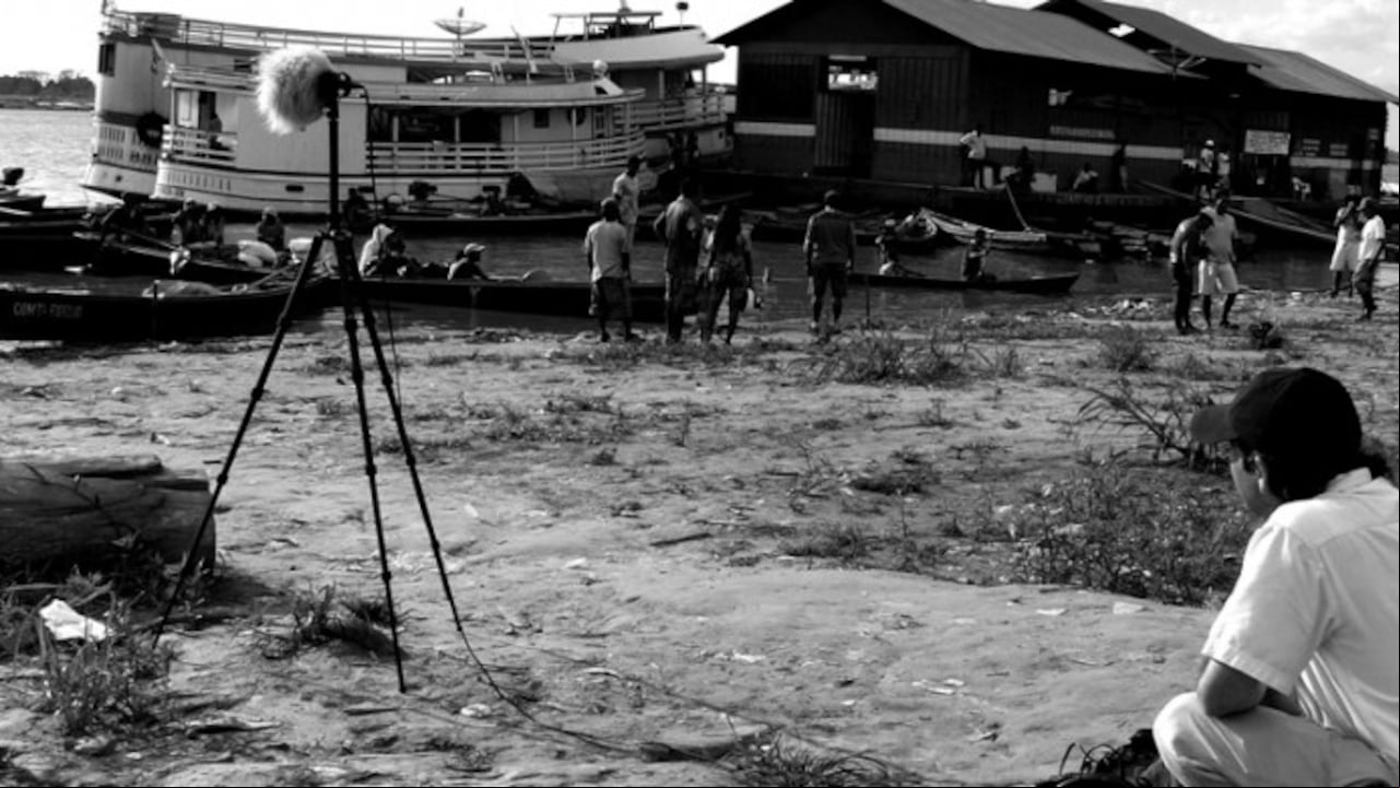 Carlos Gómez durante una grabación en campo, Tabatinga, Brasil.