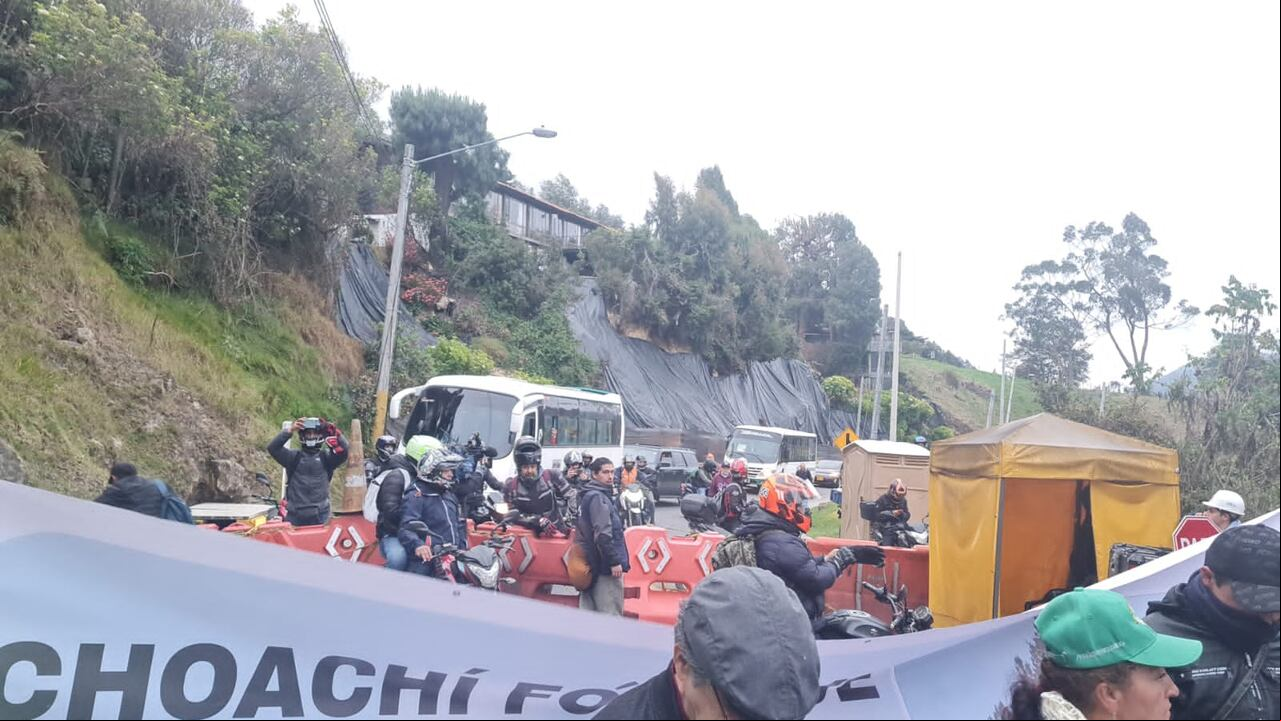 Protesta por construcción de un peaje en la vía que conecta a Choachí con Bogotá