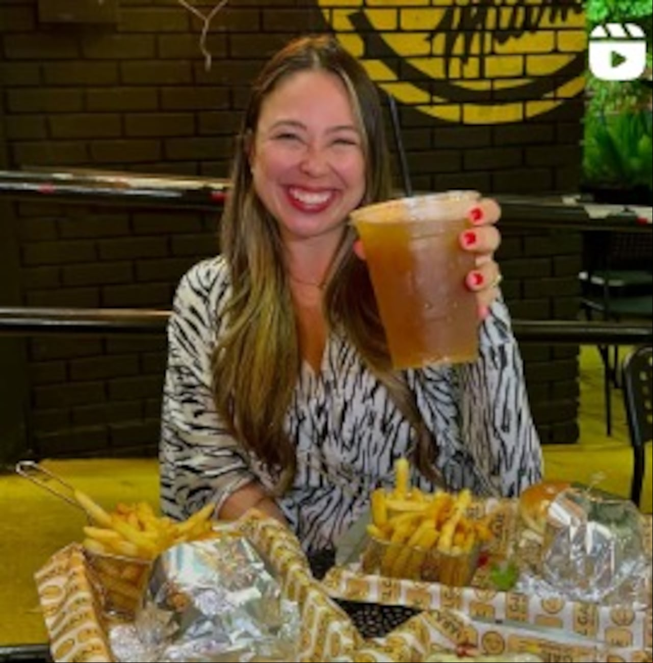 La guía de restaurantes que convirtió a una paisa en referente gastronómico en Miami