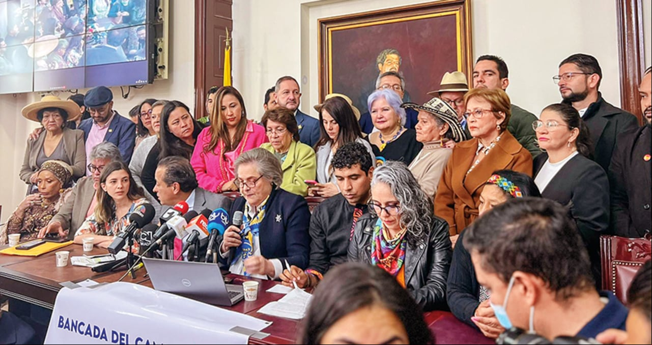 Cuando estalló el escándalo de la financiación, la bancada del Pacto Histórico, en bloque, rechazó los señalamientos. El documento es la respuesta de Jaramillo a la corte.