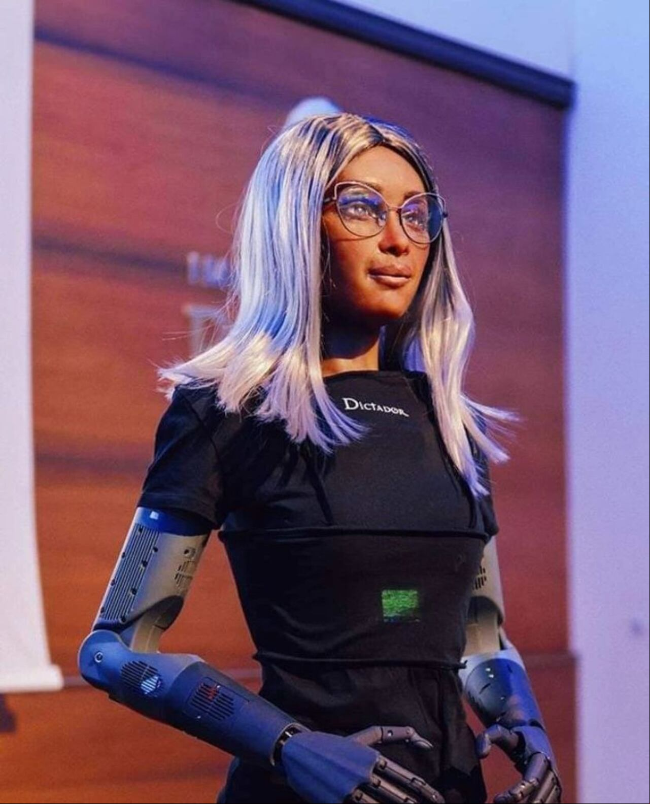 Mika es el robot humanoide con IA contratado como SEO en una compañía polaca.