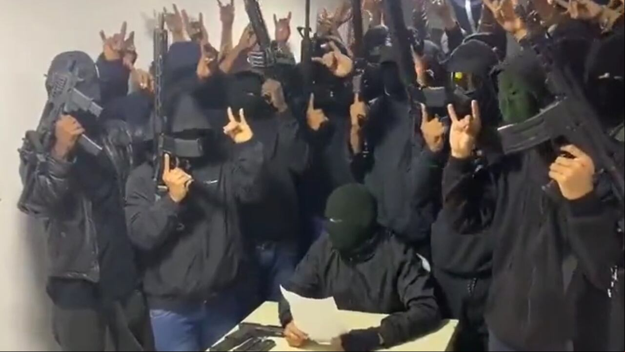 La organización criminal amenazó a Jan Topic, otro de los aspirantes a la Presidencia de Ecuador.