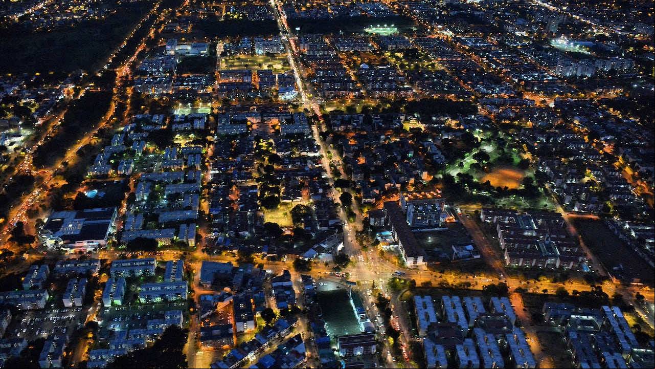 Diferentes imágenes del Cali desde el Aire. Fotos Raúl Palacios / El Pais / 15 de Junio del 2023 Cali.