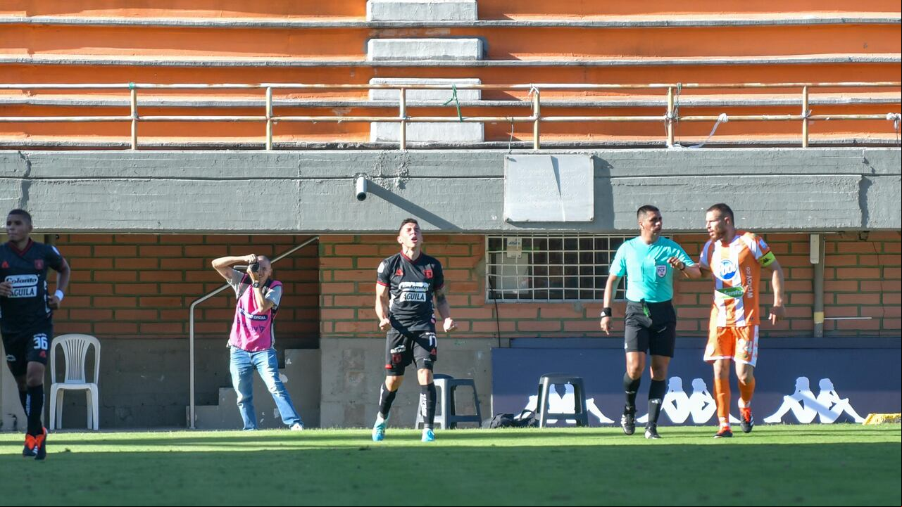 Harold Rivera marcó su primer gol en el empate ante Envigado y se lo dedicó a su padre.