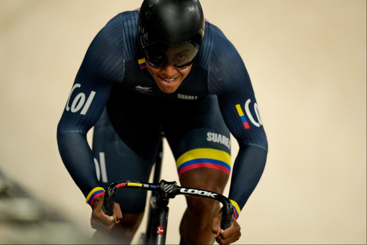 Kevin Quintero, ciclista colombiano en los Juegos Olímpicos de París 2024.