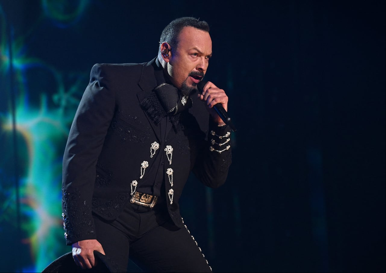 Pepe Aguilar canta en Premio Lo Nuestro en Miami, Florida.
Ivan Apfel/Getty Images/AFP (Photo by Ivan Apfel / GETTY IMAGES NORTH AMERICA / Getty Images via AFP)