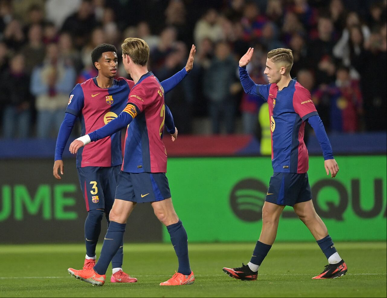 El Barcelona dio un golpe de autoridad ante el Valencia.