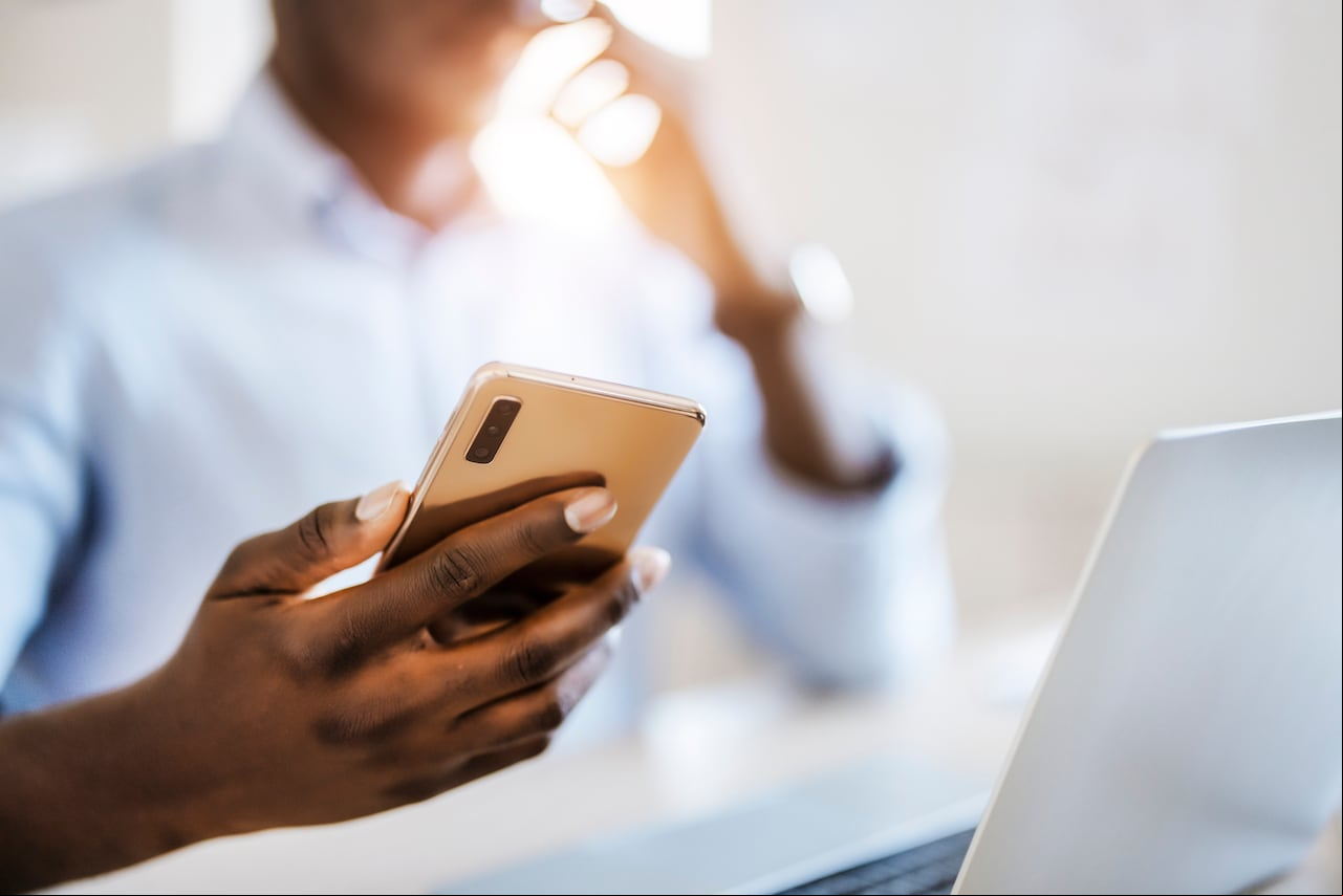 El uso de WhatsApp para compartir información sensible puede poner en riesgo la seguridad personal. Las nuevas directrices destacan qué tipo de mensaje debe evitarse para prevenir que los s se conviertan en víctimas de estafas.