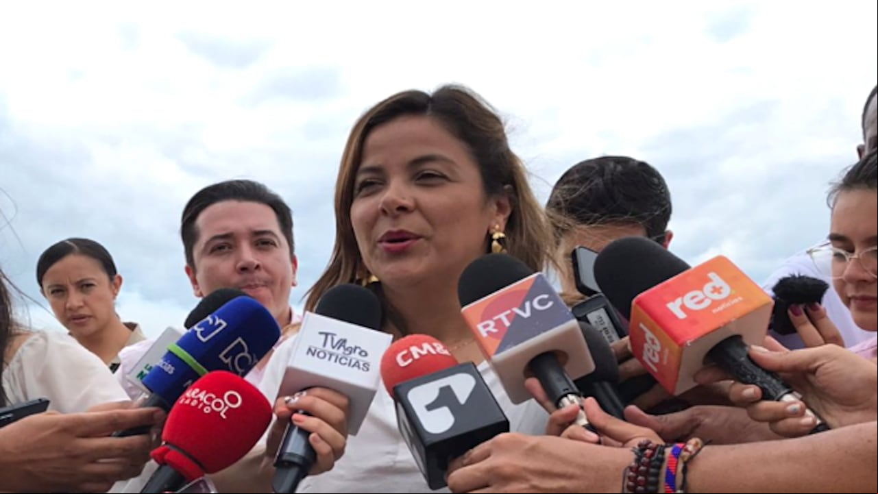 Ministra de Agricultura, Jhenifer Mojica.
