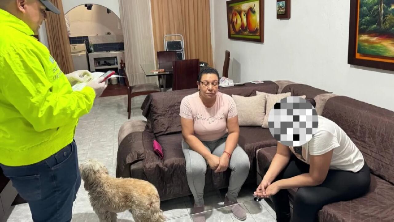 Este es el momento de la captura de alias Janeth.