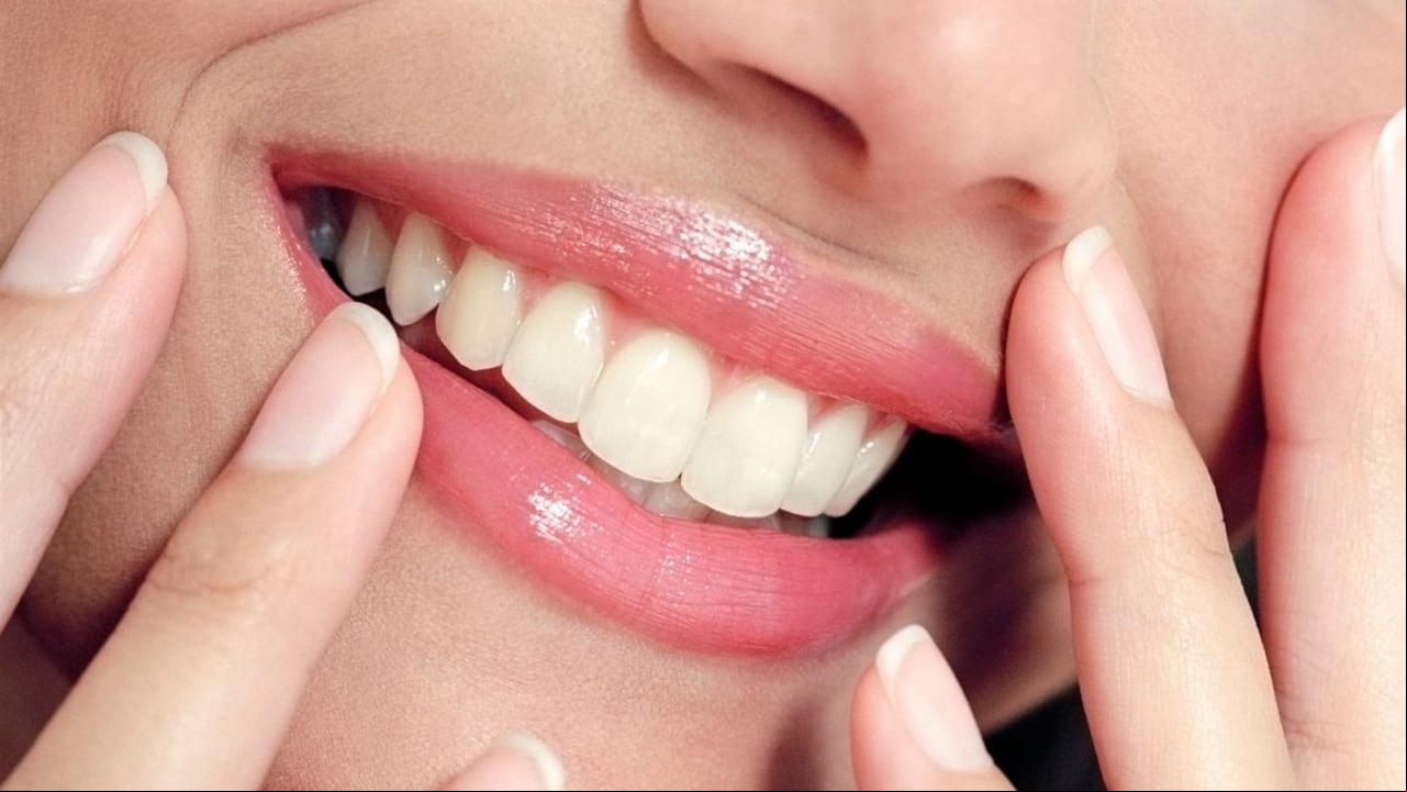 Truco de maquillaje para los labios.