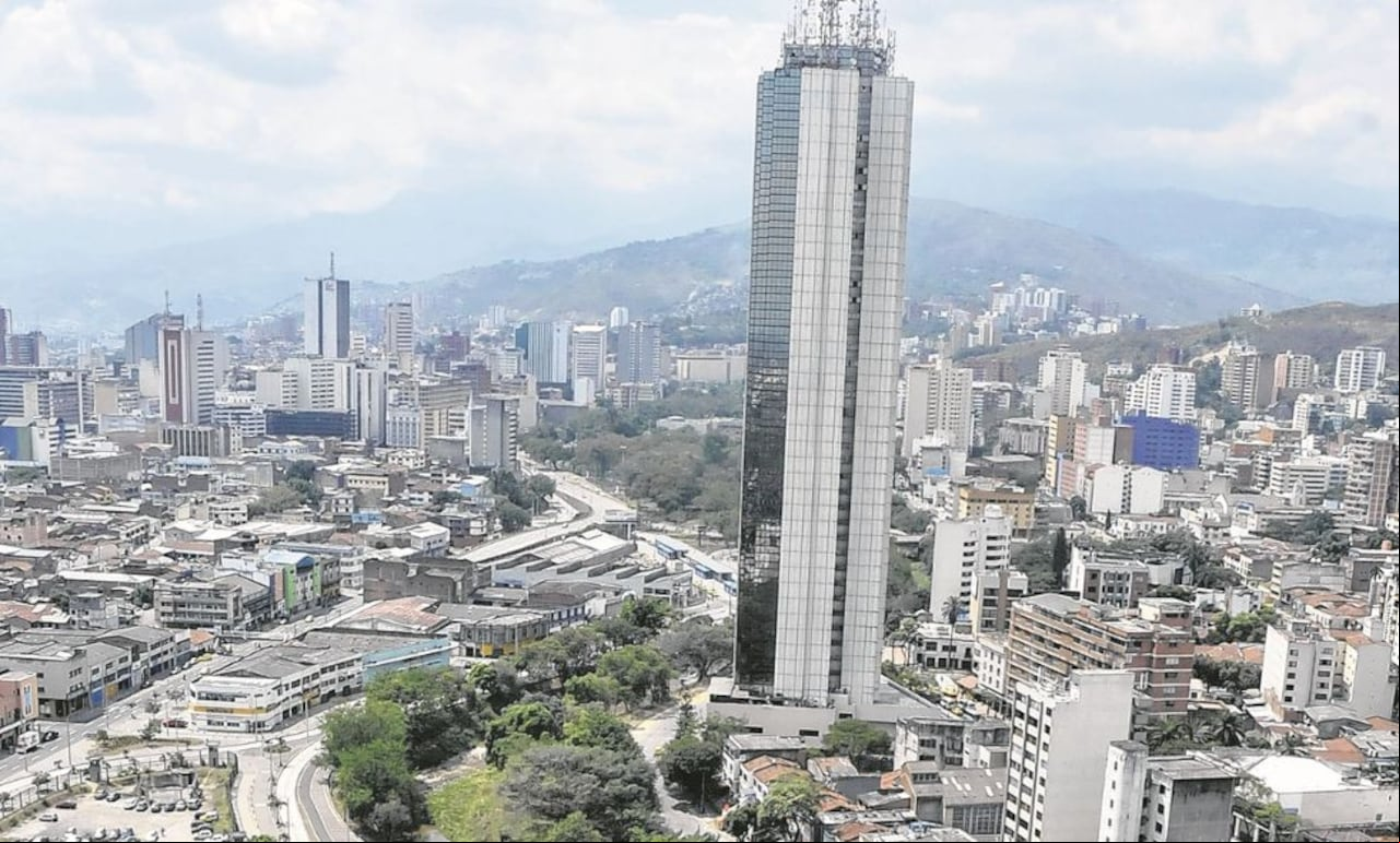 Según datos de Unidad de Acción Vallecaucana, aquellos organismos que registraron buen desempeño en el avance de sus metas en el Plan de Desarrollo (superior al 80%) son: Cultura (81%), Secretaría de Paz y Cultura Ciudadana (82%), Secretaría de Salud (82%) y Control Interno (85%).