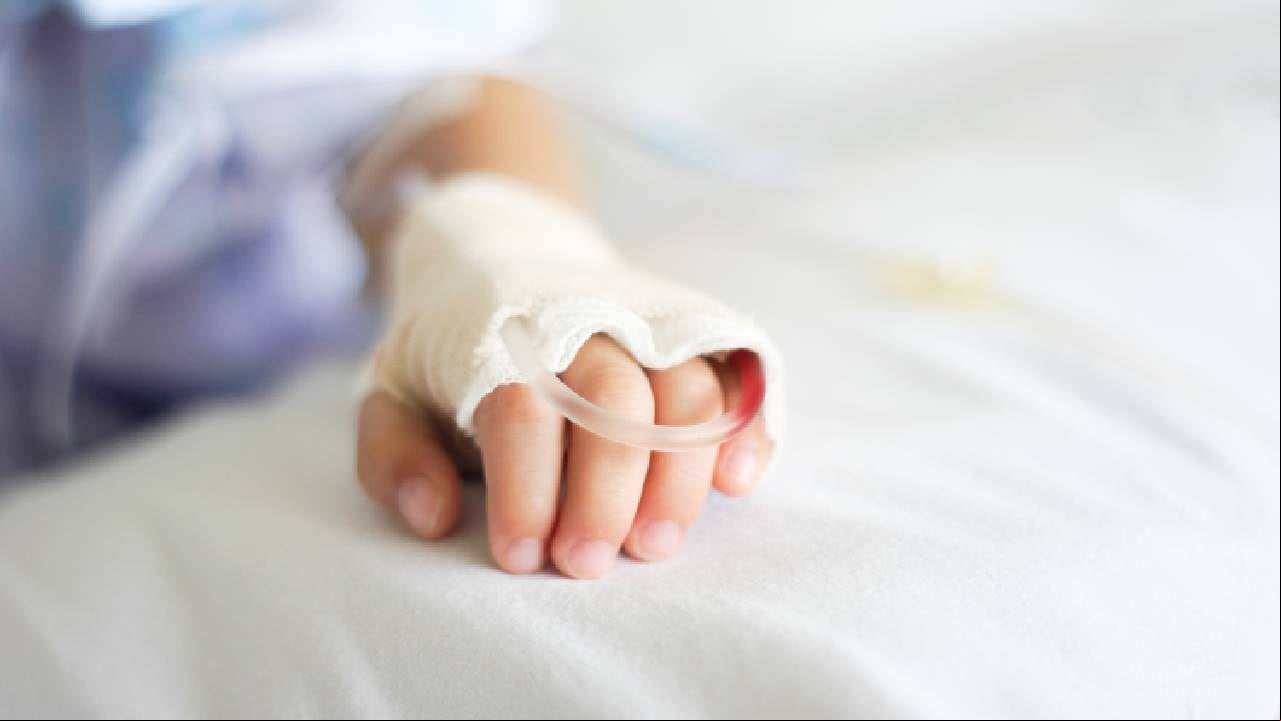 La cirugía fue todo un éxito (imagen referencia de niño hospitalizado).
