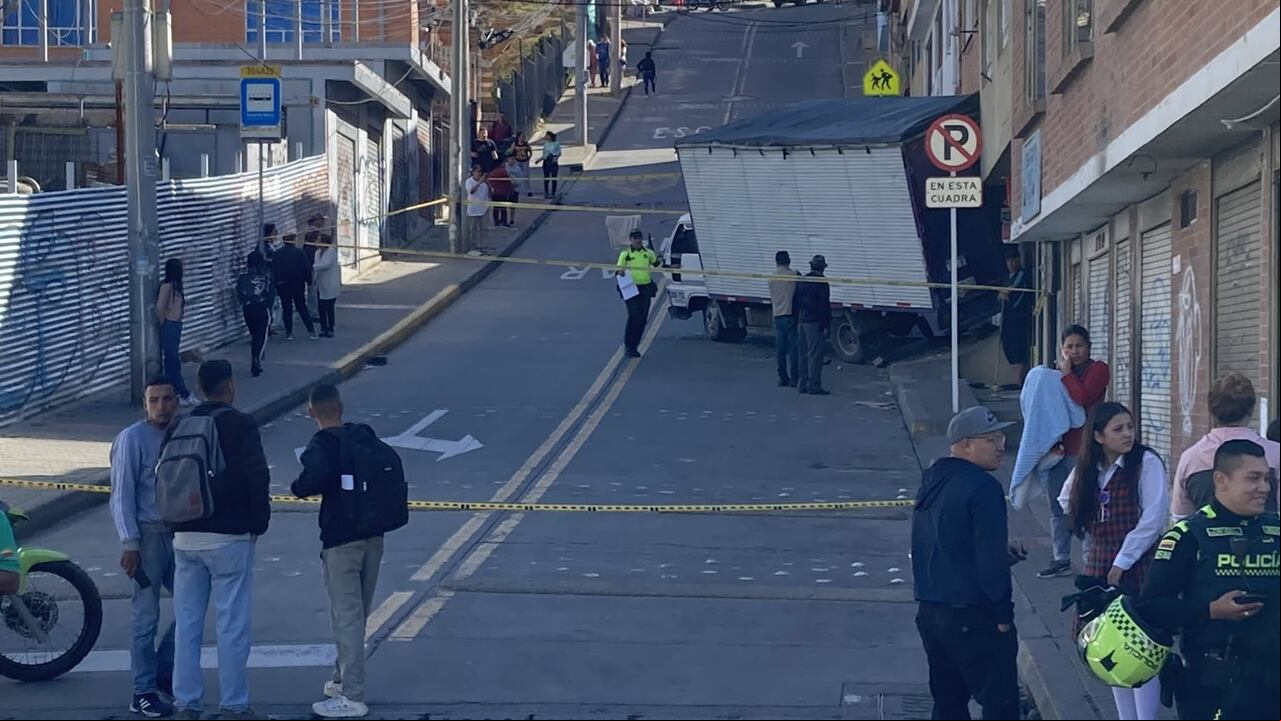 Grave accidente en ciudad Bolívar, Bogotá, donde un camión arrolló a niños de un colegio.