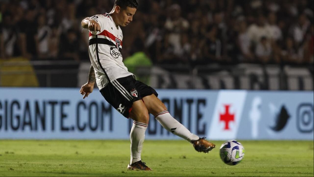 James Rodríguez fue titular con Sao Paulo.