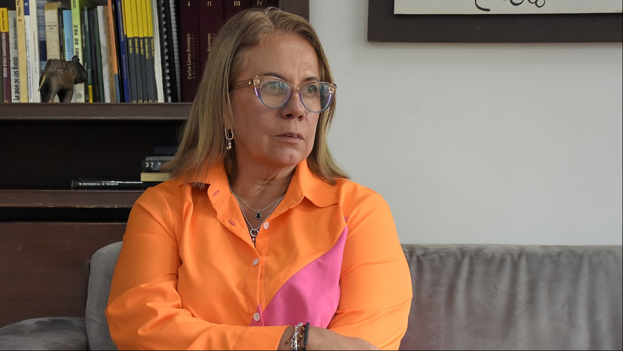 Entrevista Adriana Betancourt Gerente EMSIRVA