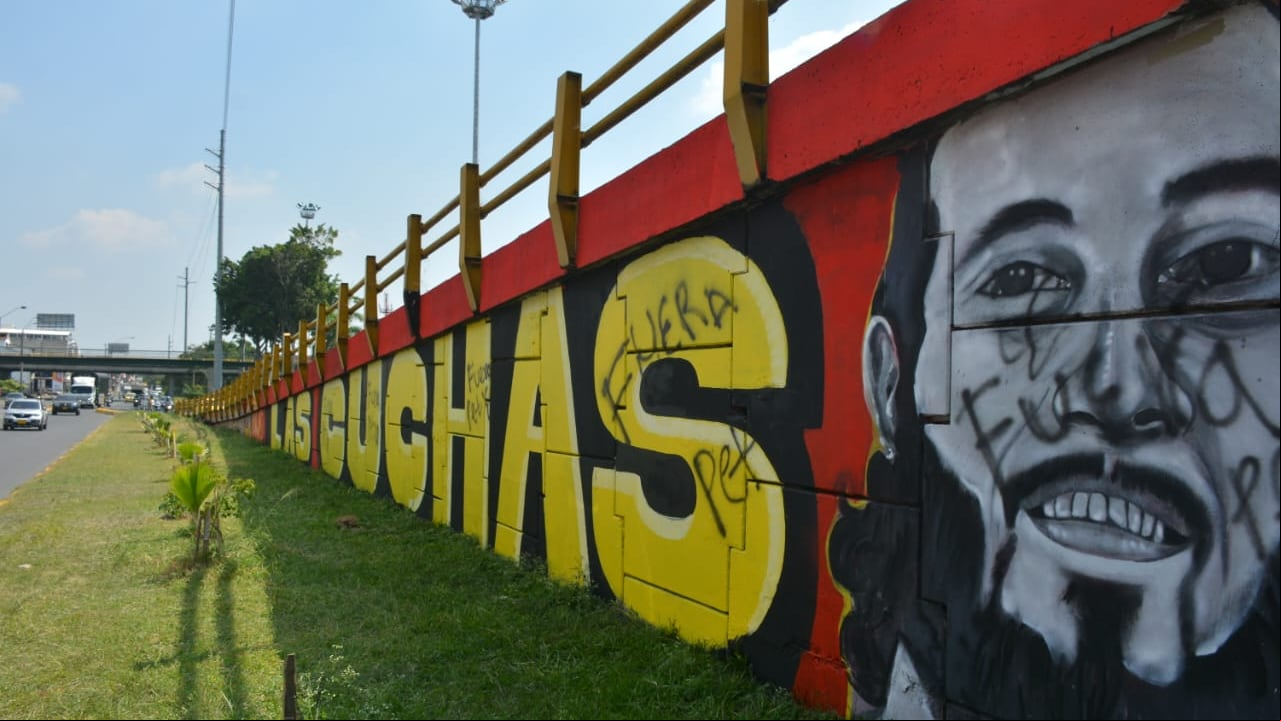 El 19 de enero, colectivos pintaron un Grafiti en el puente La Luna, "Las cuchas tenían razón" Jorge Orozco/ El País
