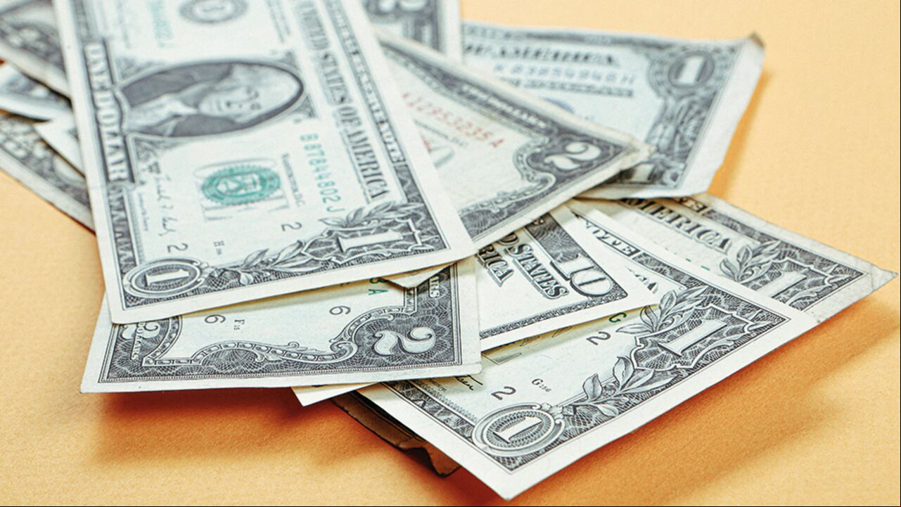 Tras haber superado la frontera de los 5.000 pesos, el dólar se ha venido ajustando y desde finales del año pasado se ha ubicado por debajo de los 4.000 pesos.