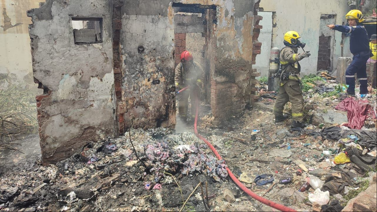 Cuerpo calcinado en San Pascual.