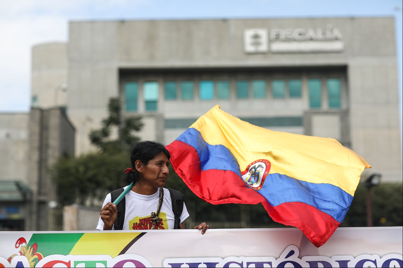 Manifestación Fecode frente a la Fiscalía