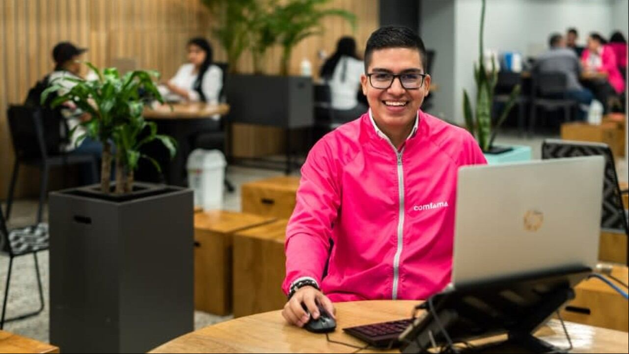 Comfama tiene jugosas oportunidades de empleo en Medellín