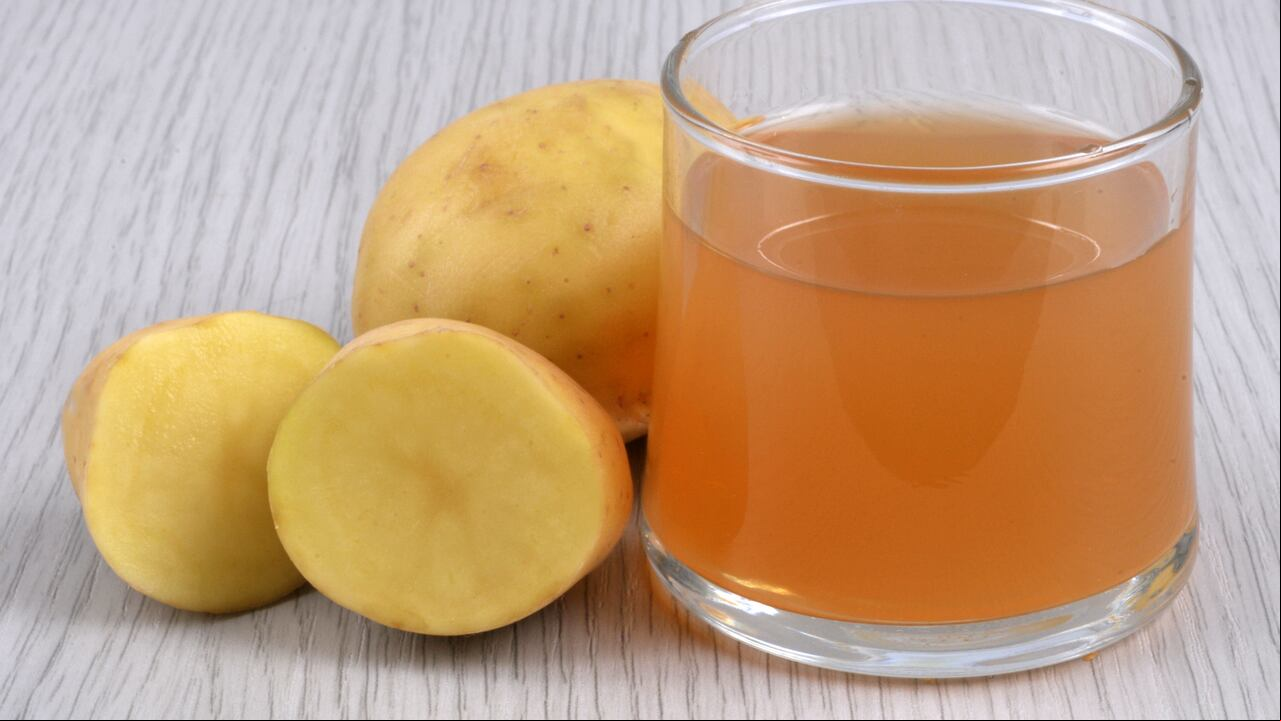 Estos son los beneficios que aporta el jugo de papa a la salud.