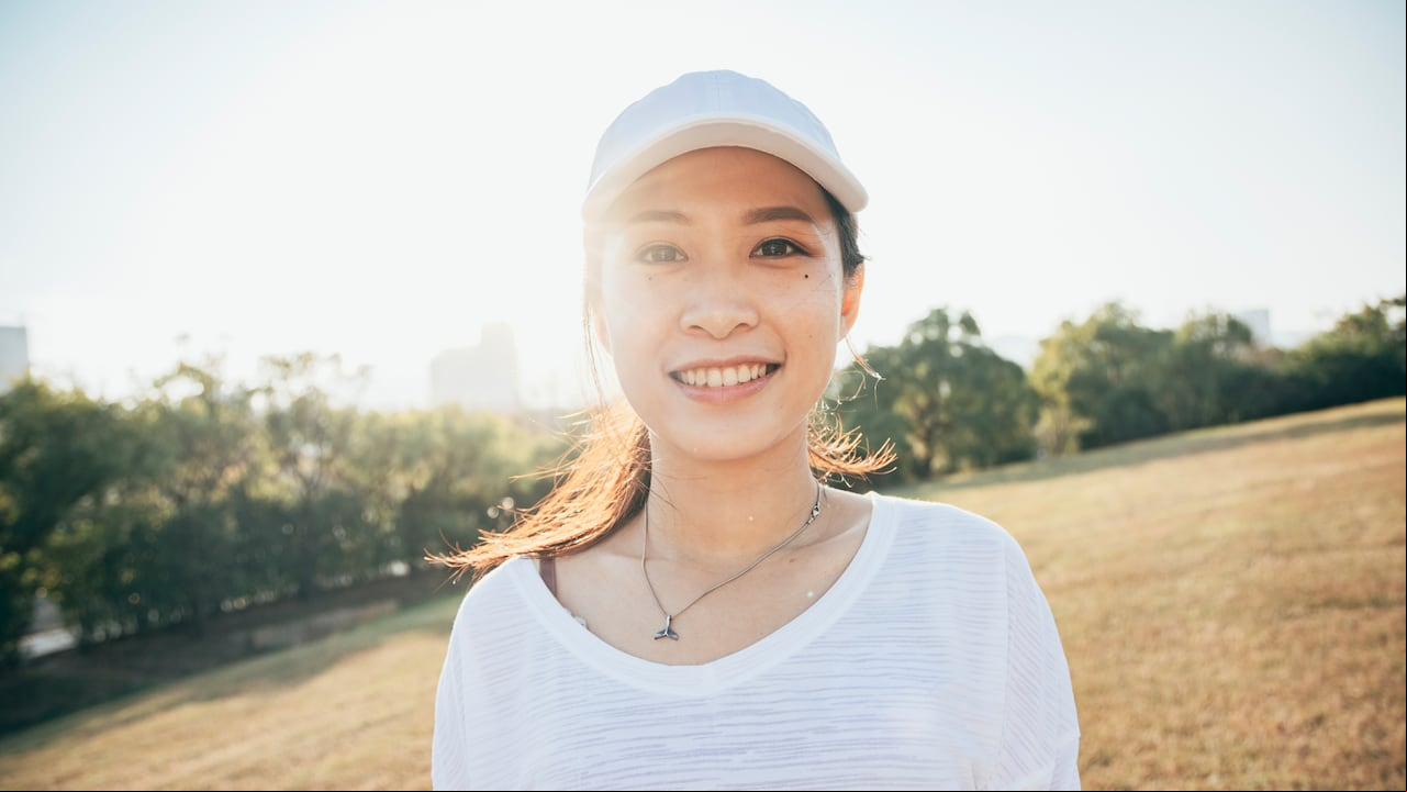 Las manchas de sudor en las gorras pueden ser un desafío, especialmente cuando se trata de gorras favoritas o valiosas. Para aquellos que buscan soluciones efectivas, se presentan varias estrategias de limpieza que aseguran resultados óptimos sin dañar el material.