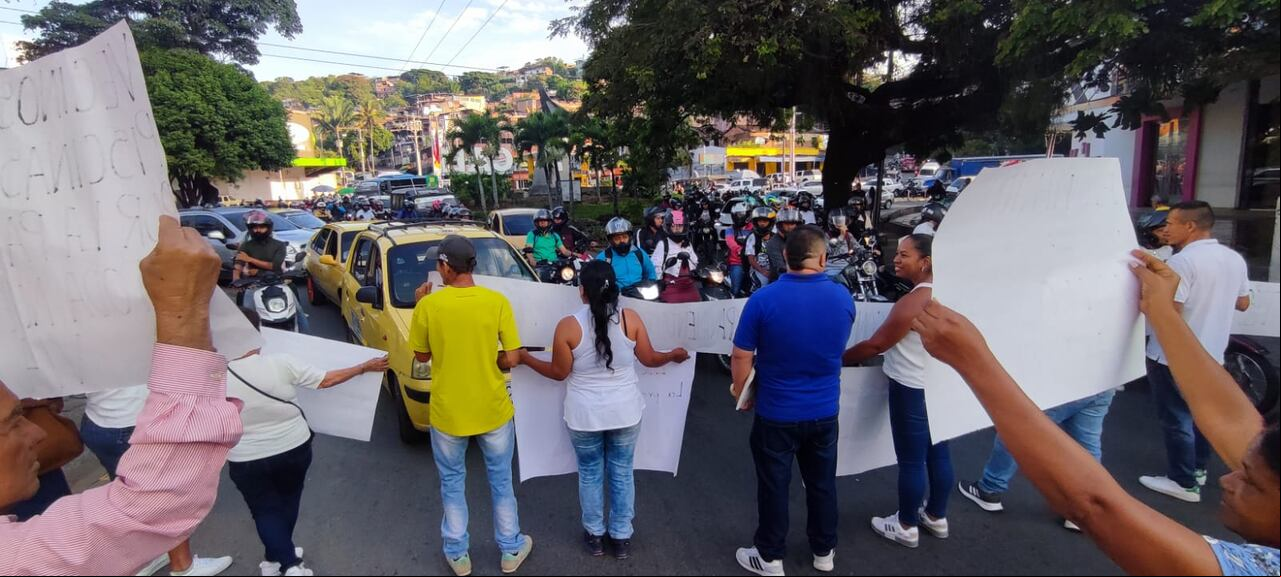 Los conductores deben tomar vías alternas