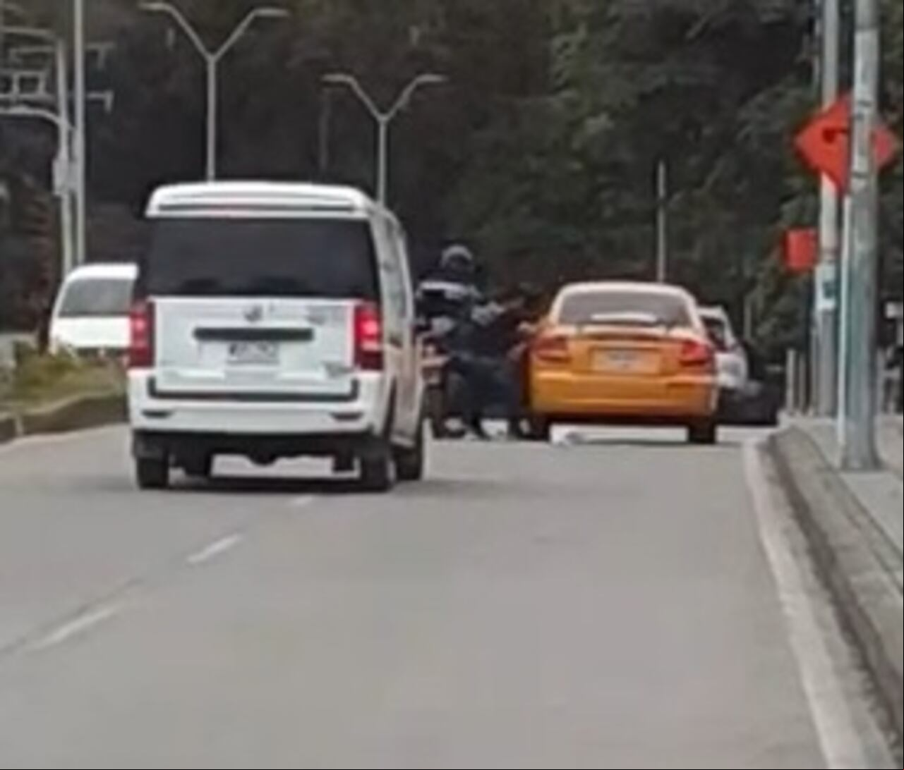Los asaltantes contaron con todo el tiempo del mundo para ejecutar este hecho delictivo, registrado en uno de los sitios más transitados de la Ciudad de Popayán.
