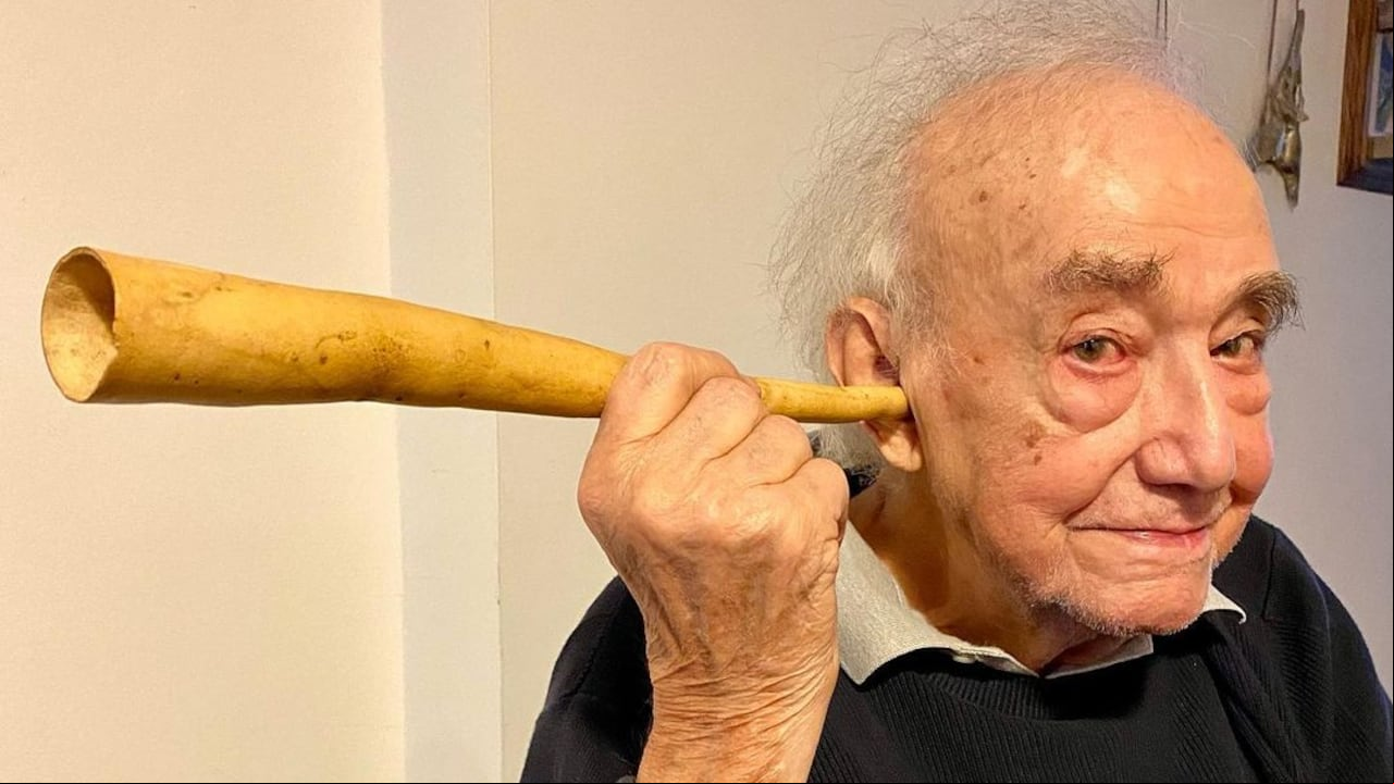 Daniel Spoerri, artista suizo (1930 - 2024).