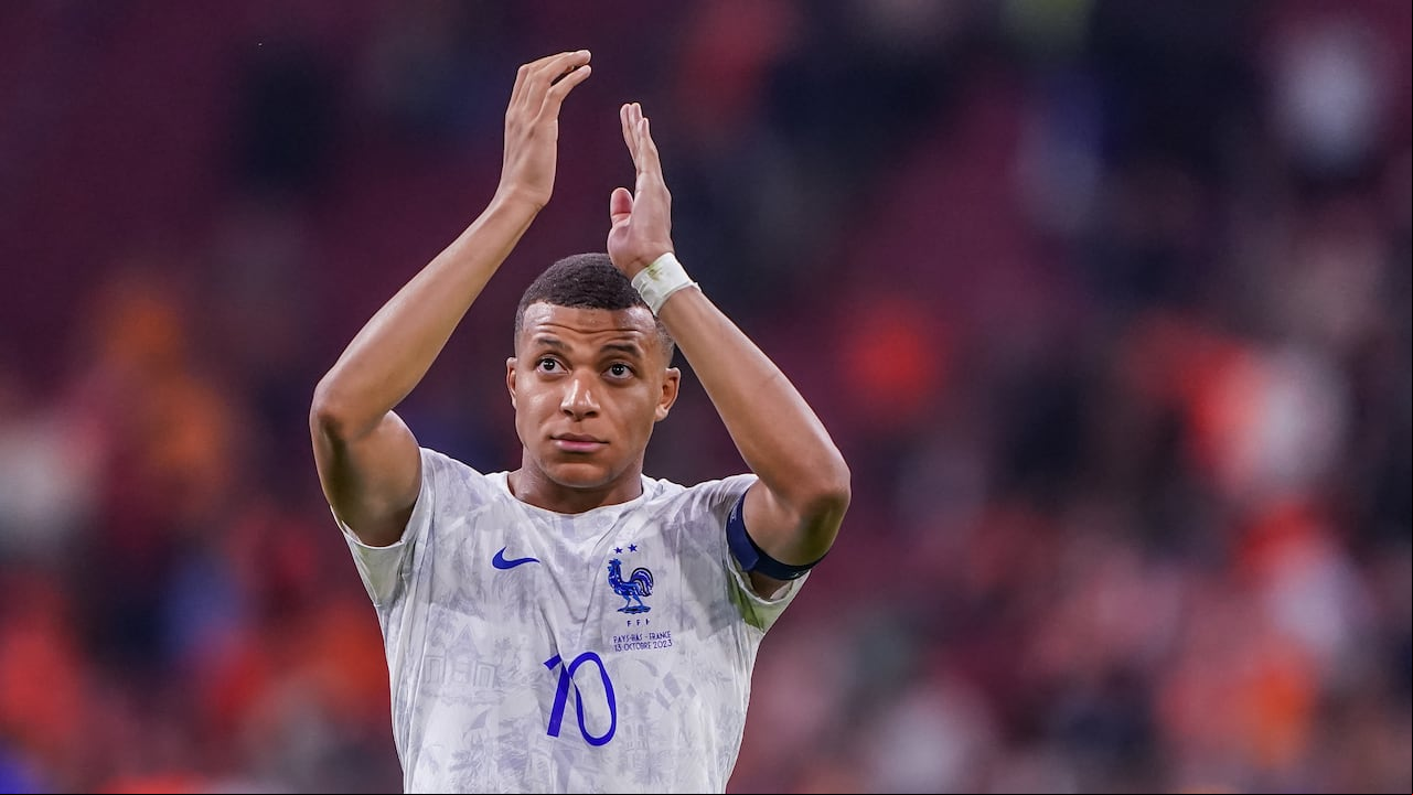 AMSTERDAM, NETHERLANDS - OCTOBER 13: Kylian Mbappe of celebrate the win during the UEFA EURO 2024 Qualifying Round Group B match between Netherlands and at Johan Cruijff ArenA on October 13, 2023 in Amsterdam, Netherlands (Photo by Andre Weening/ BSR Agency/ Getty Images)